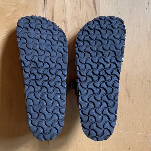 Graceful Taupe Birko-Flor Mayari Birkenstocks - Picture 7 of 7